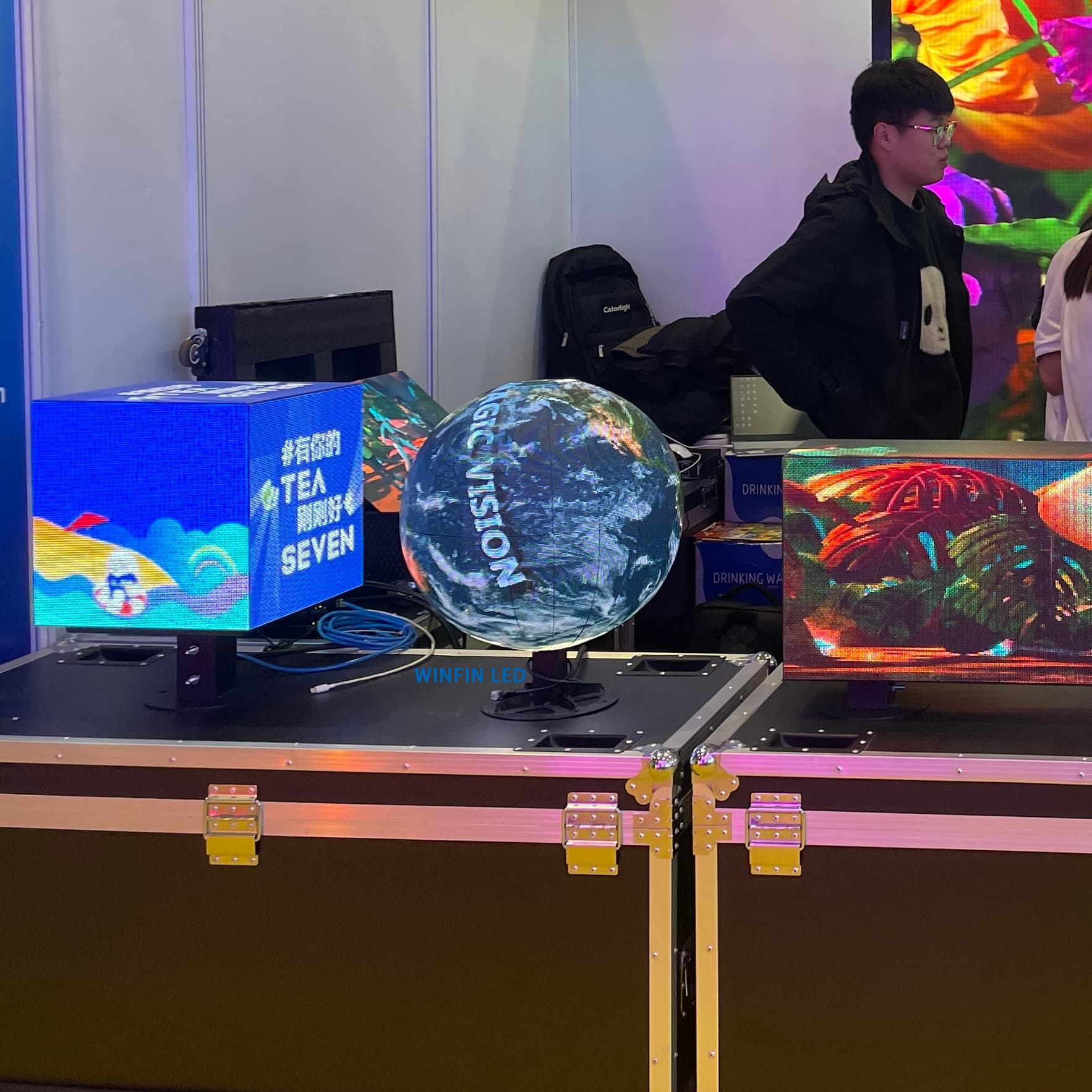 P1.86 Indoor Spherical Led Screen